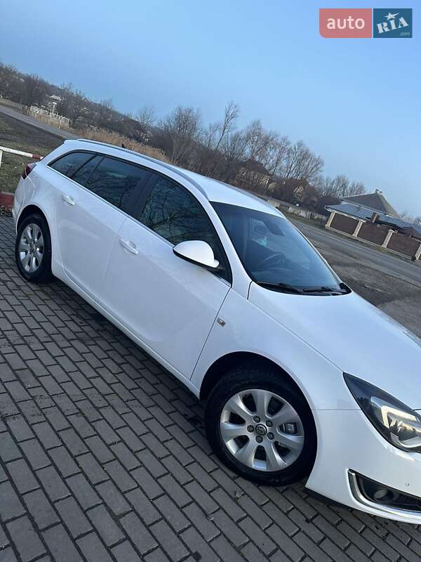 Универсал Opel Insignia 2014 в Черновцах