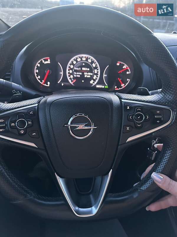 Универсал Opel Insignia 2014 в Черновцах
