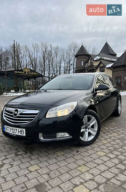 Універсал Opel Insignia 2010 в Долині