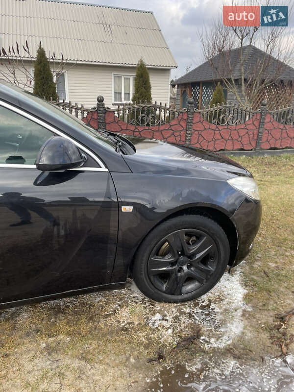 Универсал Opel Insignia 2010 в Камне-Каширском