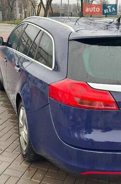 Универсал Opel Insignia 2010 в Киеве