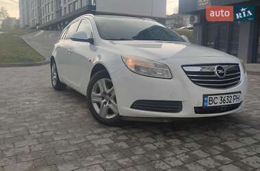 Універсал Opel Insignia 2010 в Новояворівську