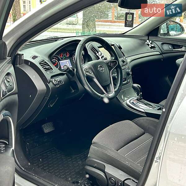 Универсал Opel Insignia 2015 в Сумах