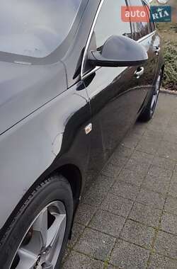 Універсал Opel Insignia 2010 в Києві