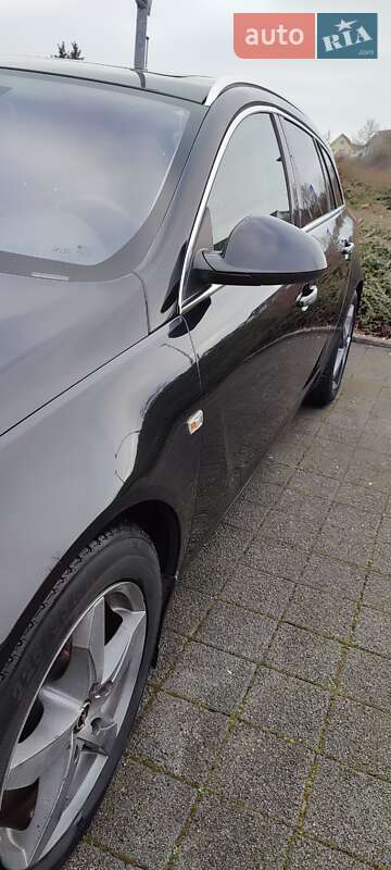 Универсал Opel Insignia 2010 в Киеве