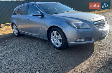 Універсал Opel Insignia 2010 в Косові