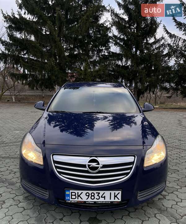 Универсал Opel Insignia 2013 в Дубно