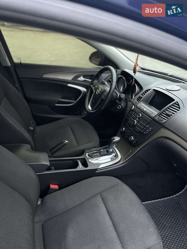 Универсал Opel Insignia 2013 в Дубно