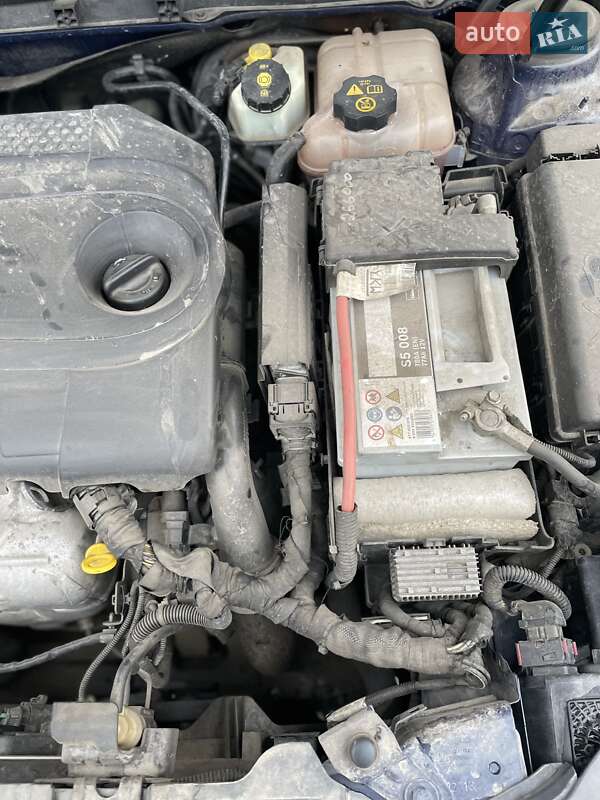 Универсал Opel Insignia 2013 в Дубно