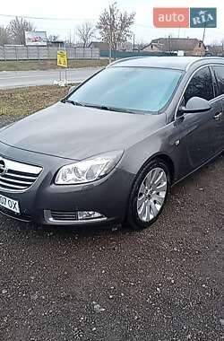 Универсал Opel Insignia 2012 в Дымере