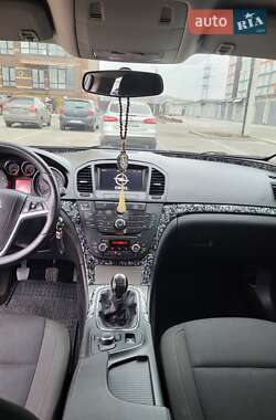 Универсал Opel Insignia 2012 в Чернигове