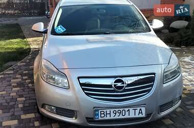 Універсал Opel Insignia 2010 в 
