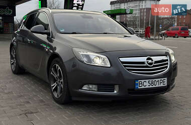 Універсал Opel Insignia 2012 в Миколаєві