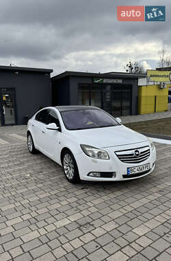 Opel Insignia 2011