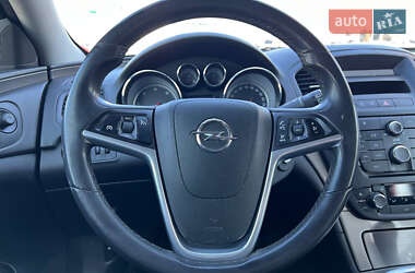 Лифтбек Opel Insignia 2009 в Киеве