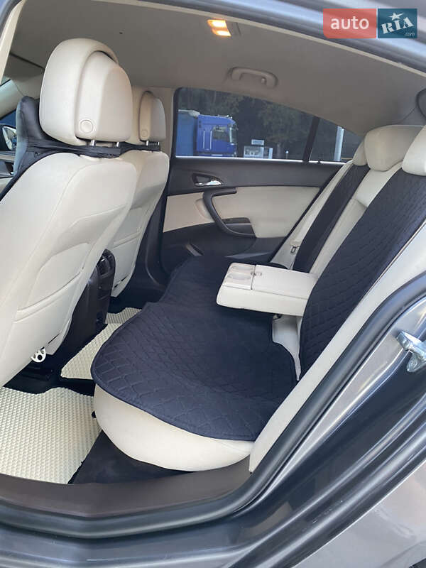 Лифтбек Opel Insignia 2010 в Рава-Русской фото 9 Лифтбек Opel Insignia 2010 в Рава-Русской