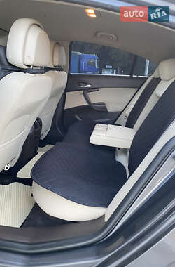 Лифтбек Opel Insignia 2010 в 