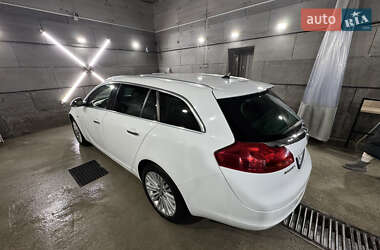 Универсал Opel Insignia 2012 в Киеве