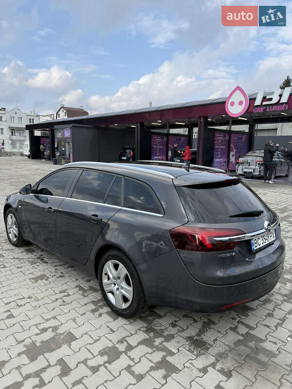 Універсал Opel Insignia 2015 в Львові