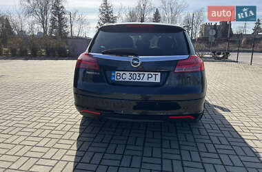 Универсал Opel Insignia 2010 в Львове