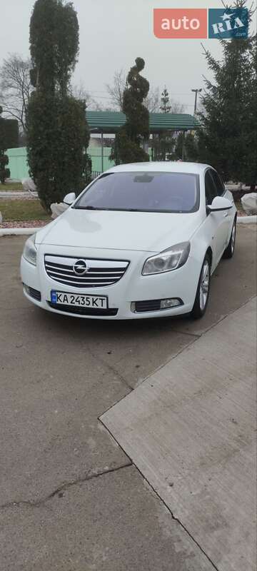 Ліфтбек Opel Insignia 2012 в Чернігові