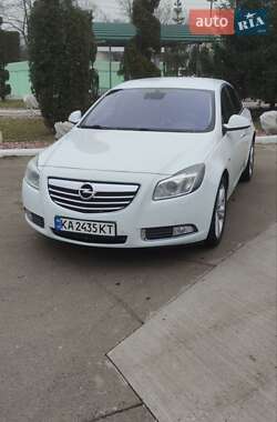 Лифтбек Opel Insignia 2012 в Чернигове