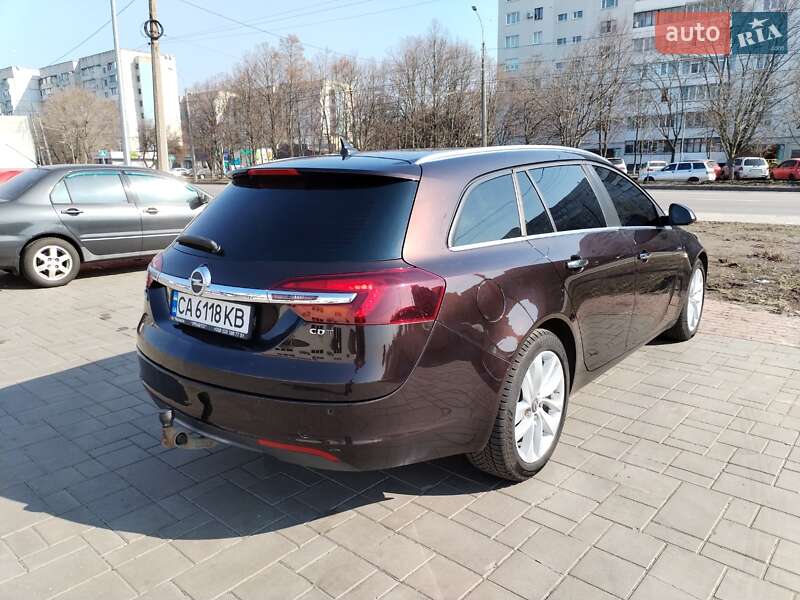 Універсал Opel Insignia 2013 в Черкасах
