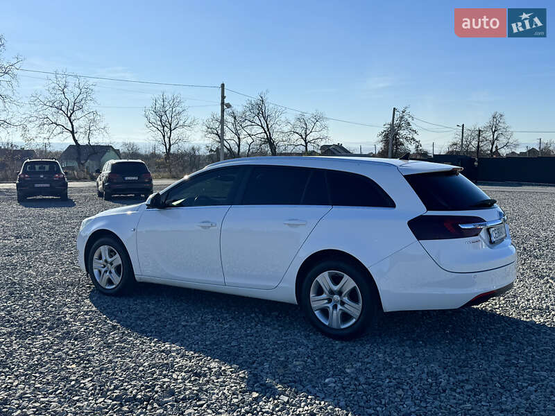 Универсал Opel Insignia 2014 в Черновцах