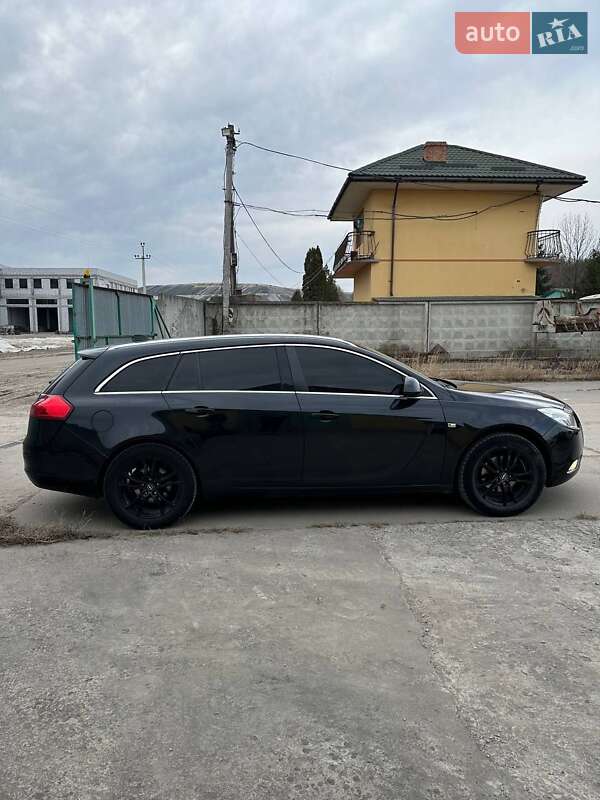 Универсал Opel Insignia 2012 в Львове