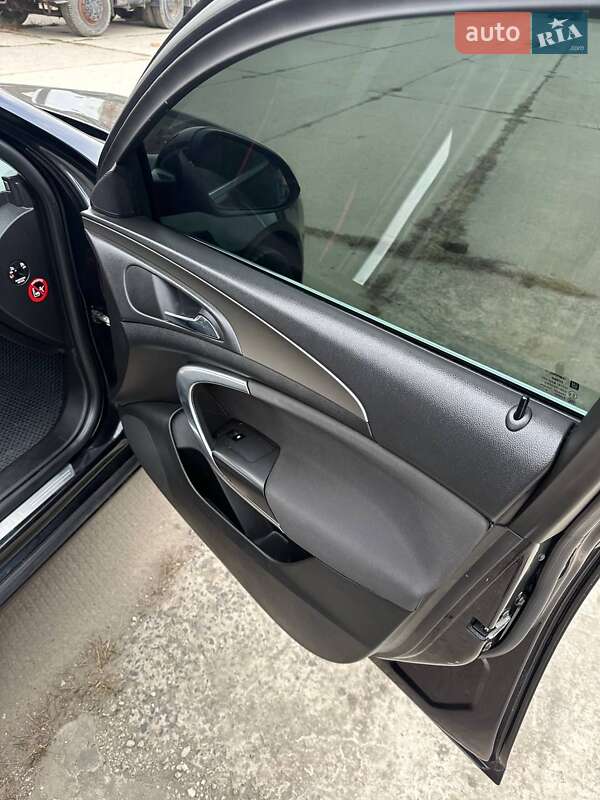Универсал Opel Insignia 2012 в Львове