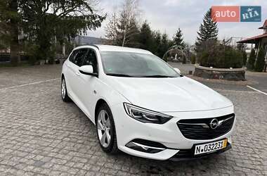 Універсал Opel Insignia 2018 в Золочеві