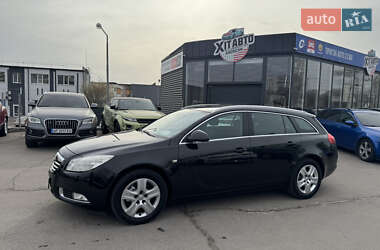 Універсал Opel Insignia 2013 в Запоріжжі