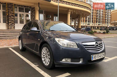 Універсал Opel Insignia 2010 в Києві