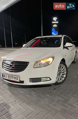 Универсал Opel Insignia 2011 в 