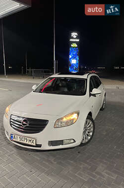 Универсал Opel Insignia 2011 в 