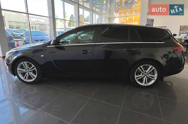 Универсал Opel Insignia 2014 в 