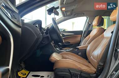 Универсал Opel Insignia 2014 в 