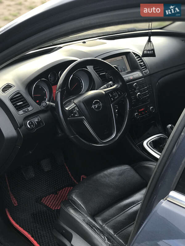 Універсал Opel Insignia 2009 в Києві