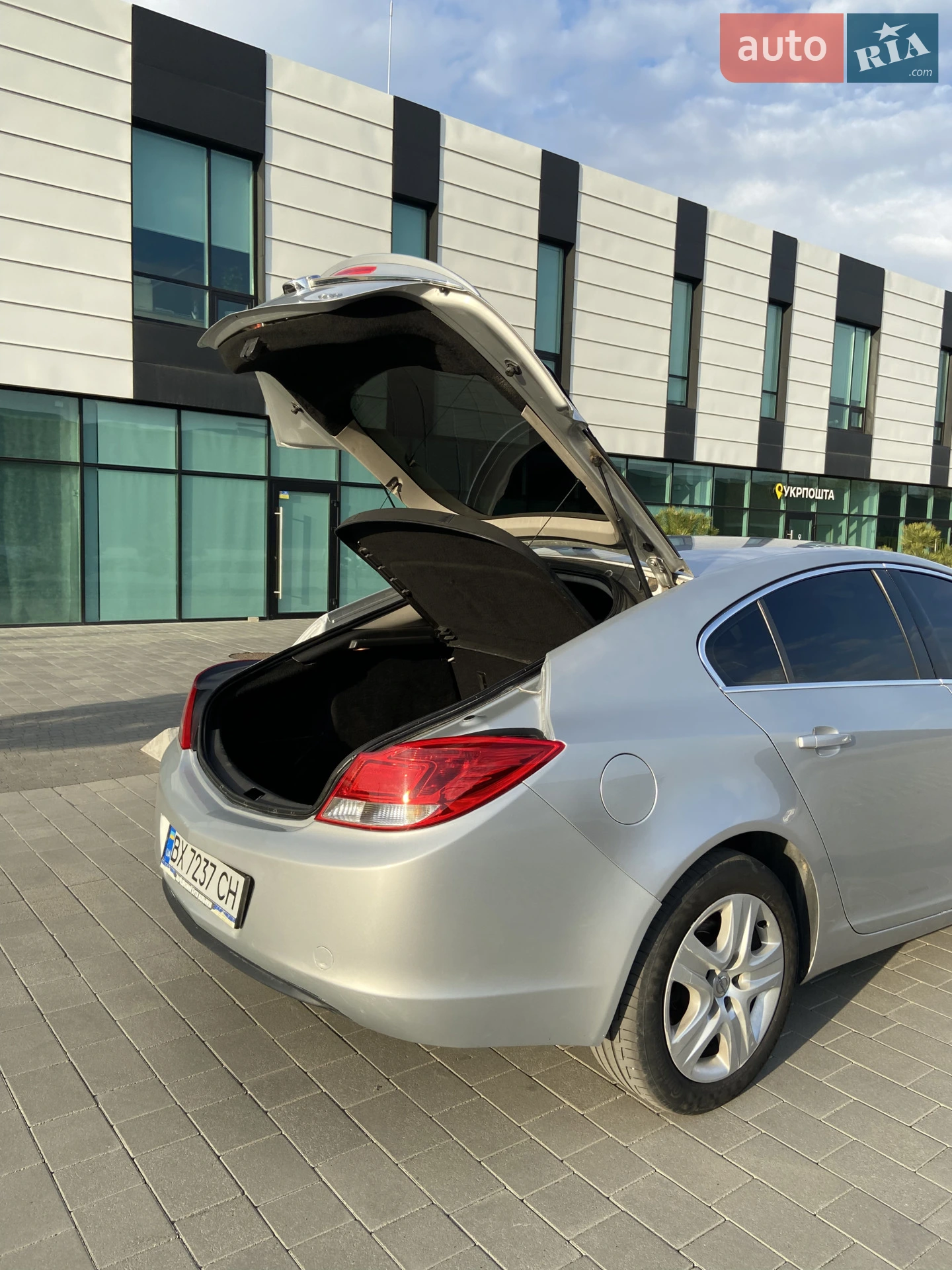 2011 Opel Insignia - мініатюра 4