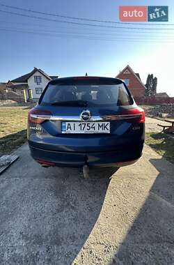 Универсал Opel Insignia 2016 в 