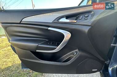 Универсал Opel Insignia 2016 в 