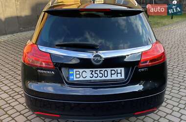 Універсал Opel Insignia 2010 в 