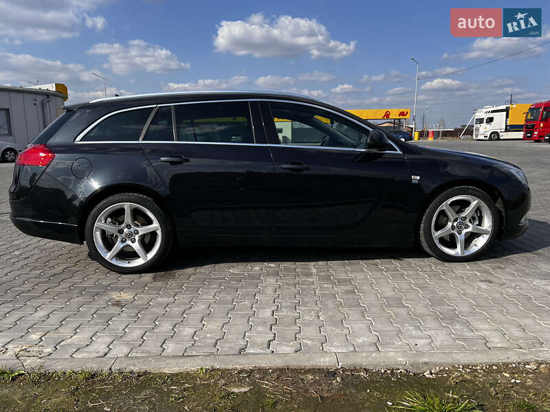 Універсал Opel Insignia 2012 в Луцьку