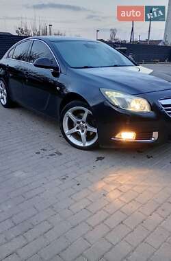 Седан Opel Insignia 2009 в 