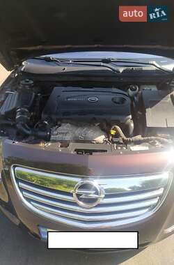 Універсал Opel Insignia 2011 в 