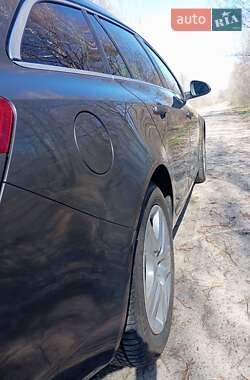 Универсал Opel Insignia 2010 в 