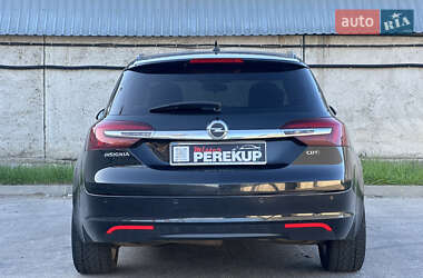 Универсал Opel Insignia 2015 в 