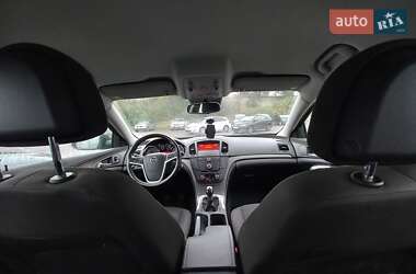 Седан Opel Insignia 2011 в Рівному