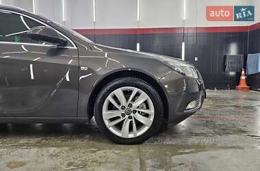 Універсал Opel Insignia 2013 в 