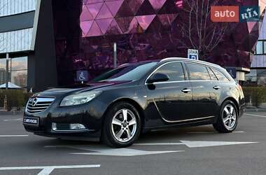 Універсал Opel Insignia 2013 в 